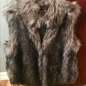 Michael Kors Faux Fur Vest (sz:large)